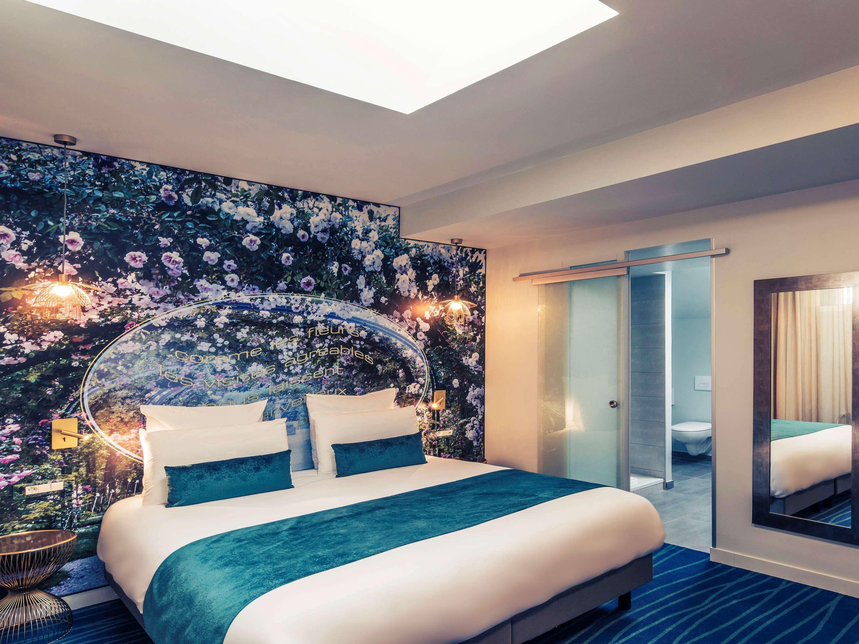 Hotel Mercure Paris Suresnes Longchamp Exterior foto